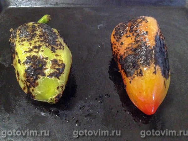 Запечённые перцы с сыром страчателла и грецкими орехами Запечённые перцы с сыром страчателла и грецкими орехами