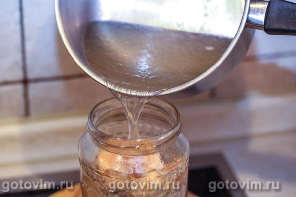 Куриная тушенка в желе Куриная тушенка в желе
