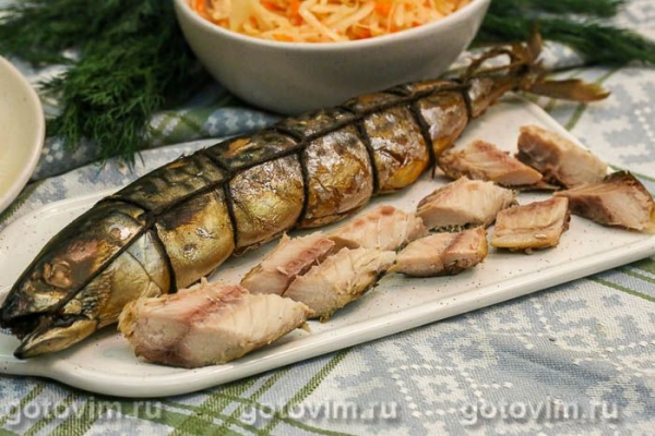 Скумбрия горячего копчения (в домашних условиях) Скумбрия горячего копчения (в домашних условиях)