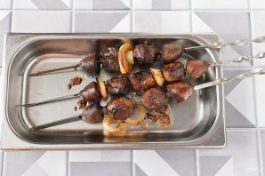 Шашлык из сердечек индейки Шашлык из сердечек индейки