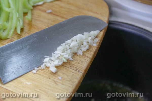 Отбивные из свинины с болгарским перцем и яйцом в мультиварке Отбивные из свинины с болгарским перцем и яйцом в мультиварке
