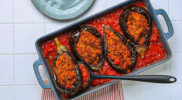 Баклажаны, фаршированные фаршем и кускусом, пошаговый рецепт с фото на 259 ккал