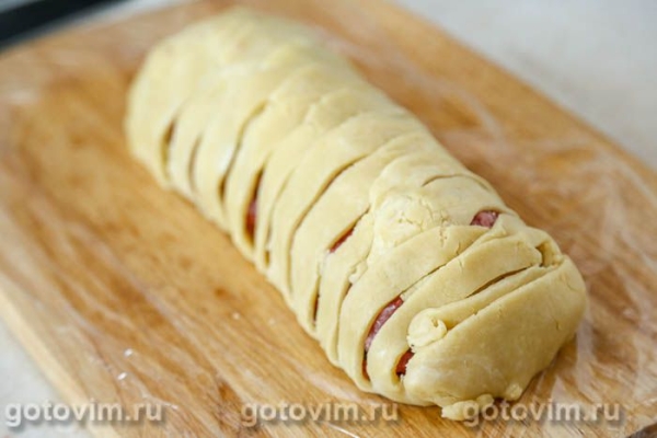 Мясной рулет с яйцом в тесте Мясной рулет с яйцом в тесте