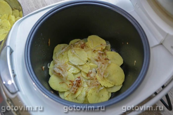 Запеканка из салаки с картофелем в мультиварке Запеканка из салаки с картофелем в мультиварке