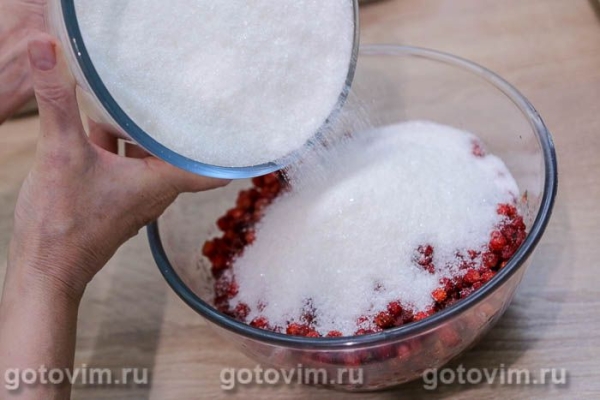 Варенье из земляники в микроволновке